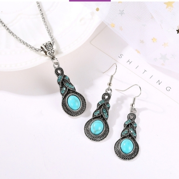 Jewlery - Picture 5 of 6